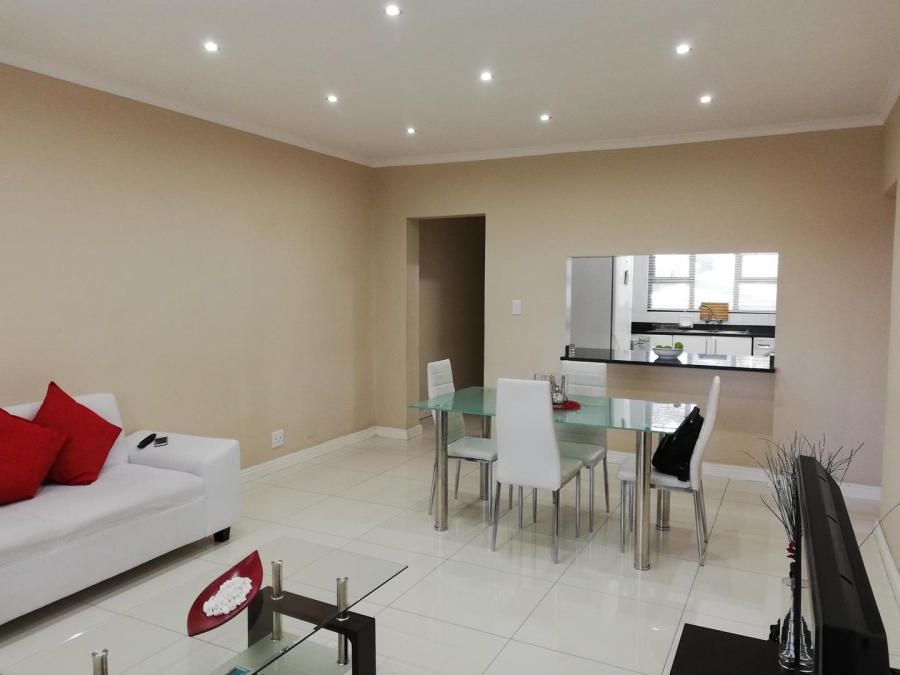 3 Bedroom Property for Sale in Claremont Western Cape